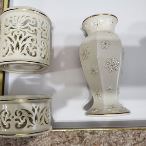 Lenox Cream and Gold Accent Vase Set